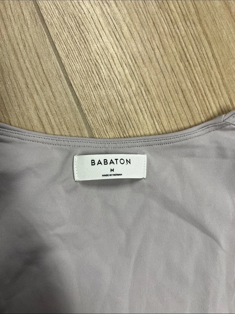 Aritzia soft grey Square Neck Short Sleeve Bodysuit - Picture 2 of 6
